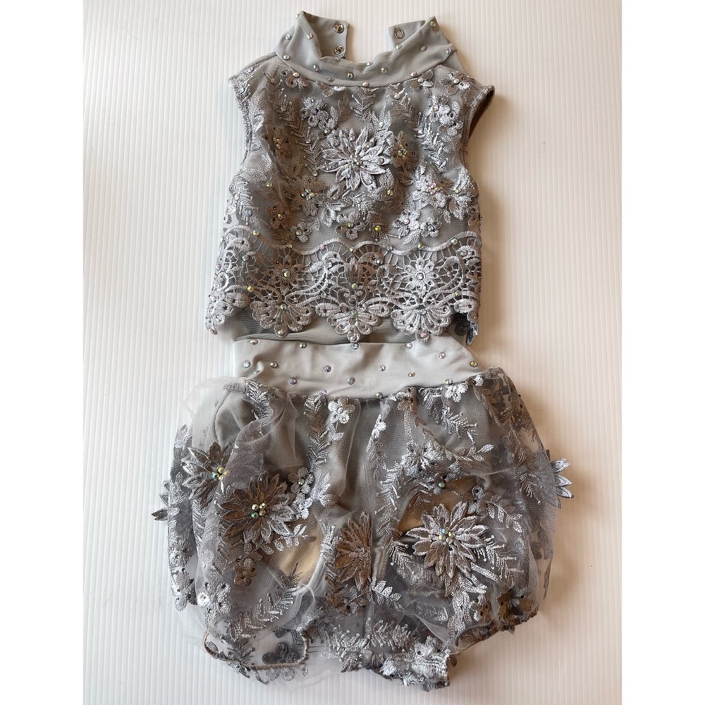 Silver leo with lace bubble shorts dance costume